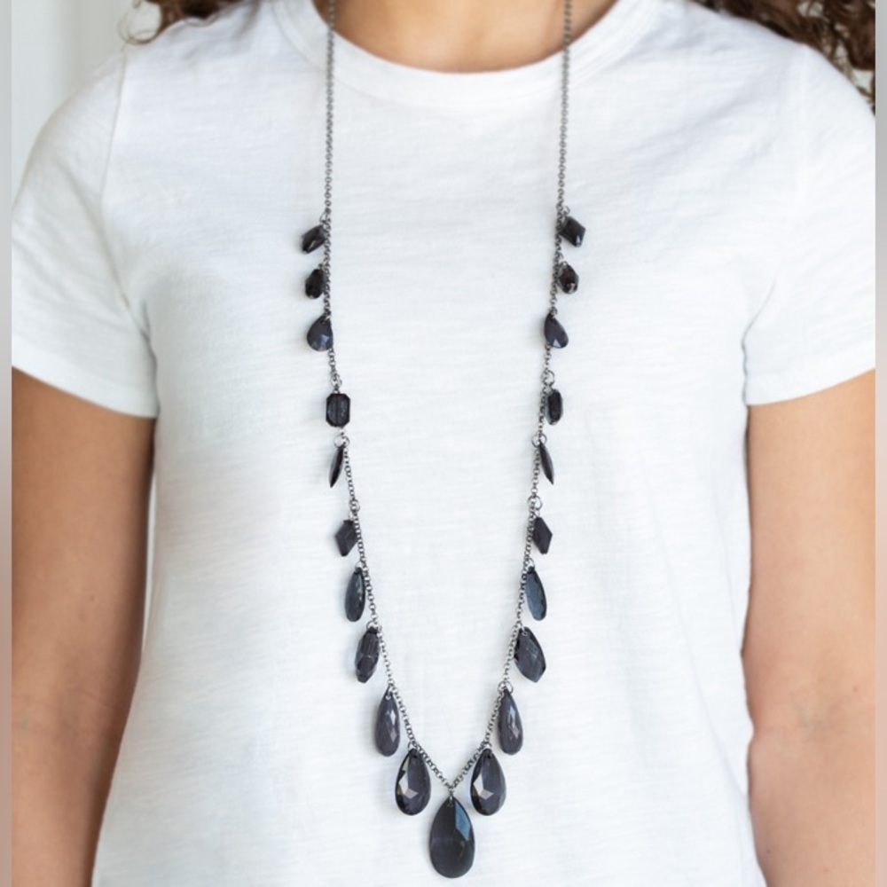GLOW And Steady Wins The Race - Black Necklace